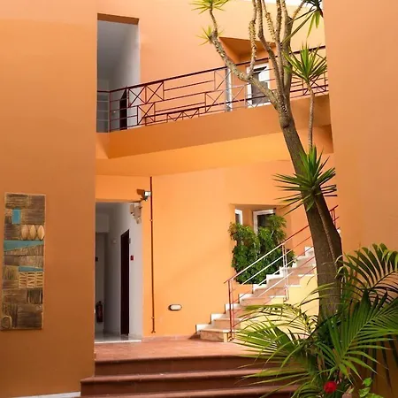 Elotia Hotel
