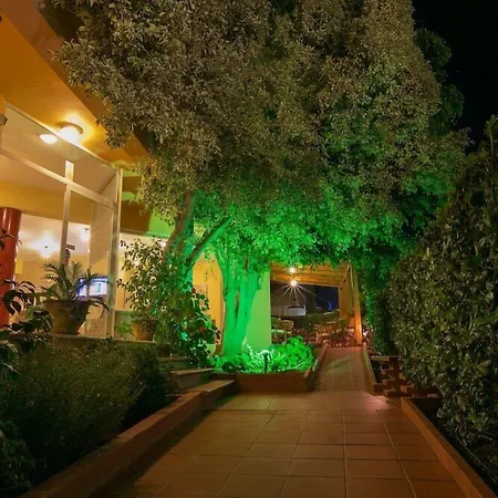 Hotel Elotia