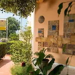 Elotia Hotel 3*